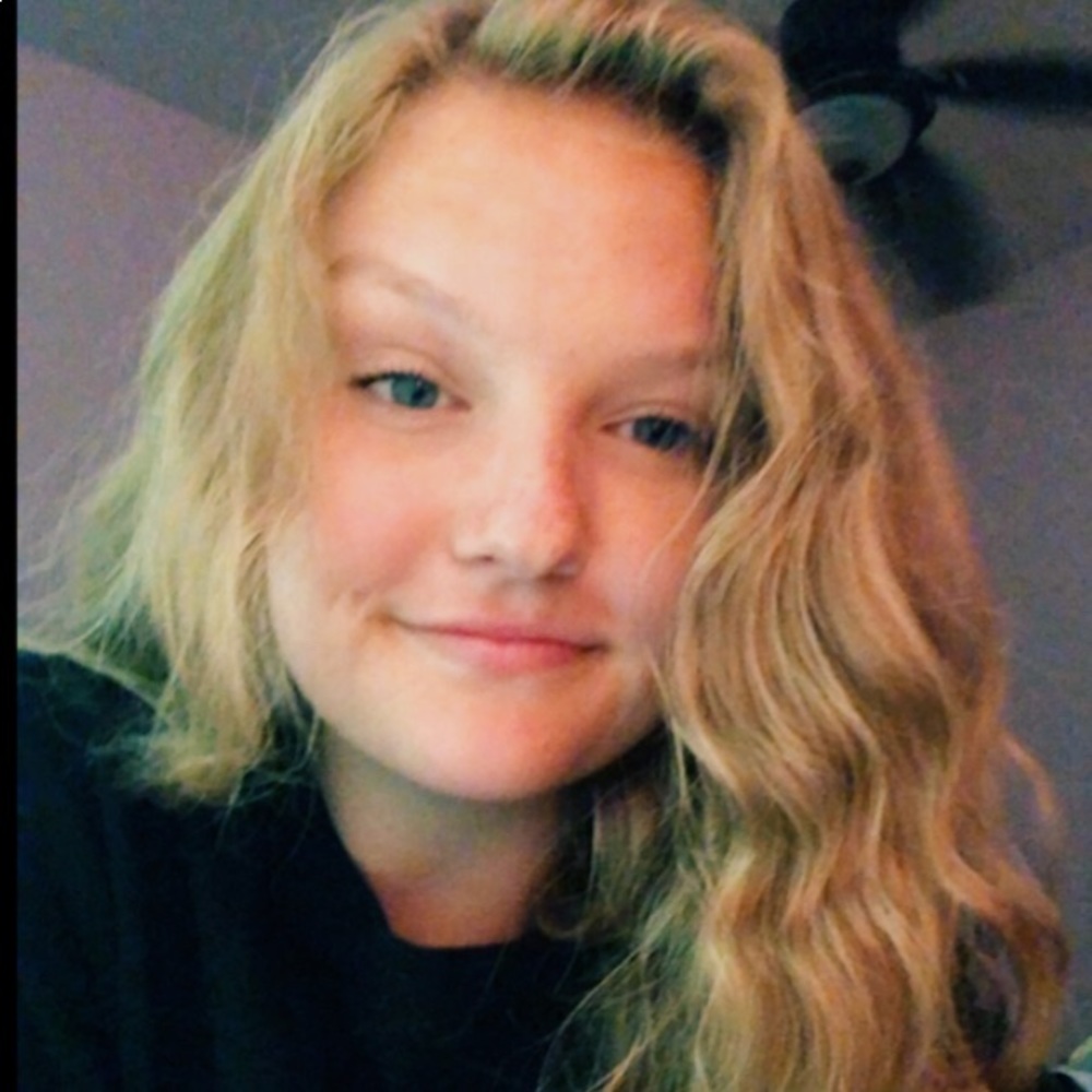 Meet your Posher, Sabrina